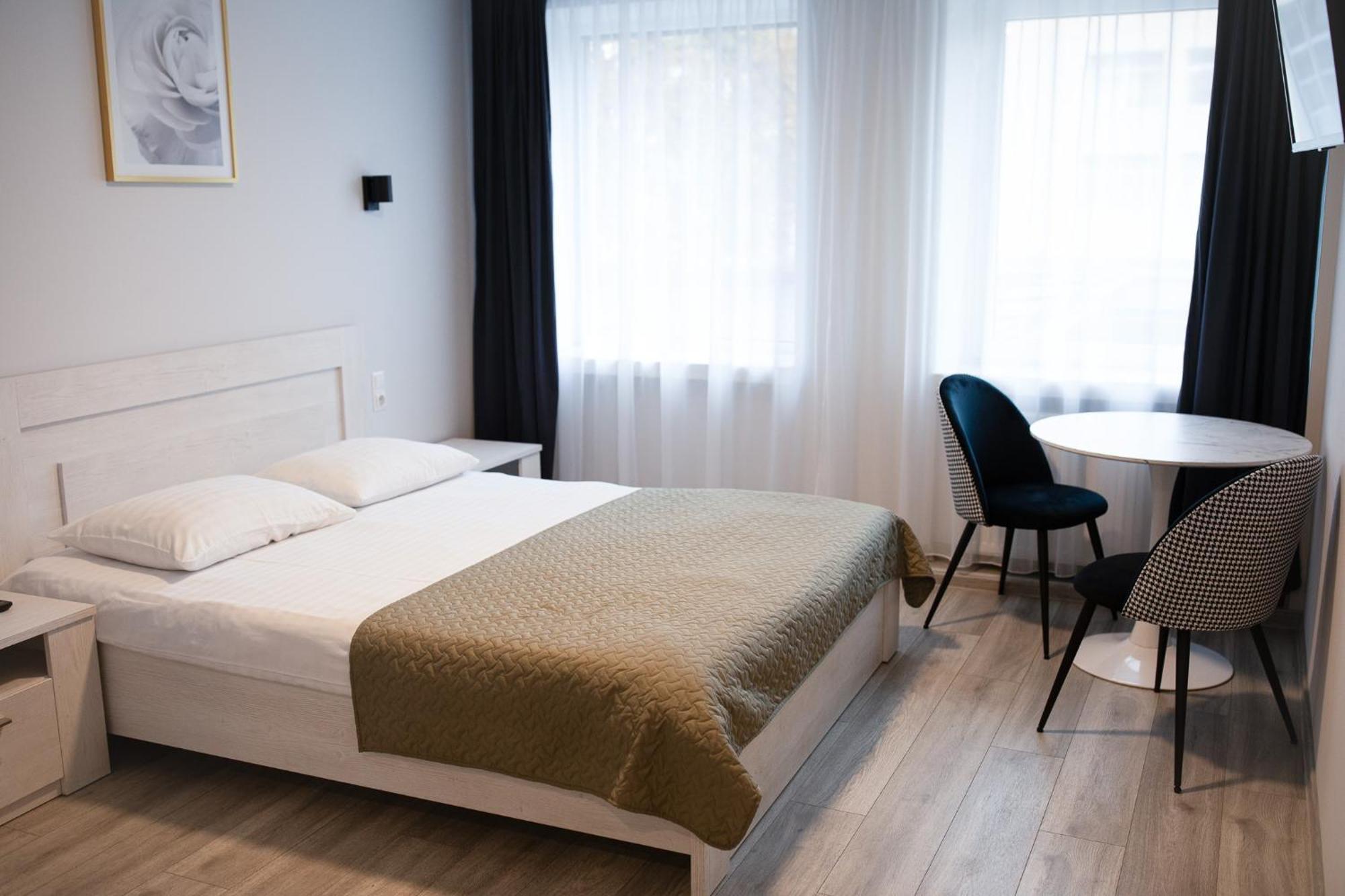 Dzukija Hotel Алитус Экстерьер фото
