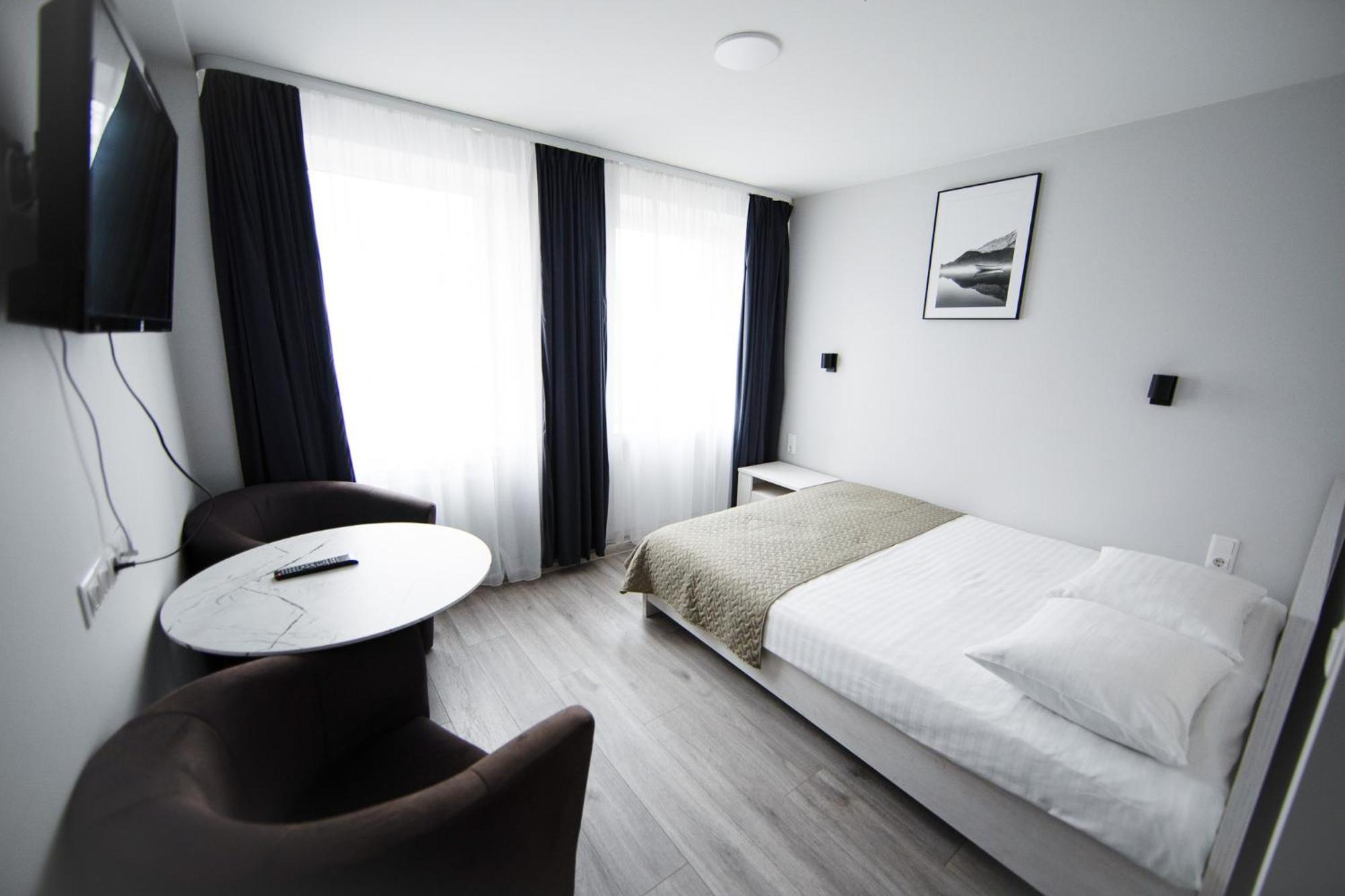 Dzukija Hotel Алитус Экстерьер фото